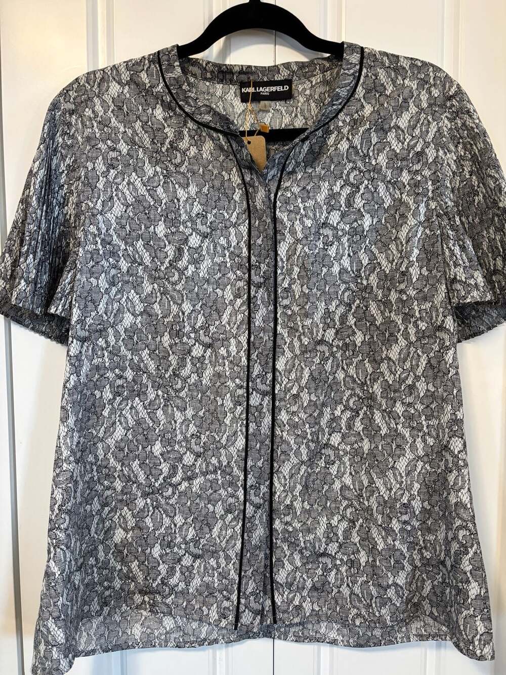 Karl Lagerfeld Paris Black and White Lace Short Sleeve Blouse Top Size L